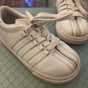 K-Swiss Babies/ Toddler Classic White Sneakers with Stripes Sz6 Leather